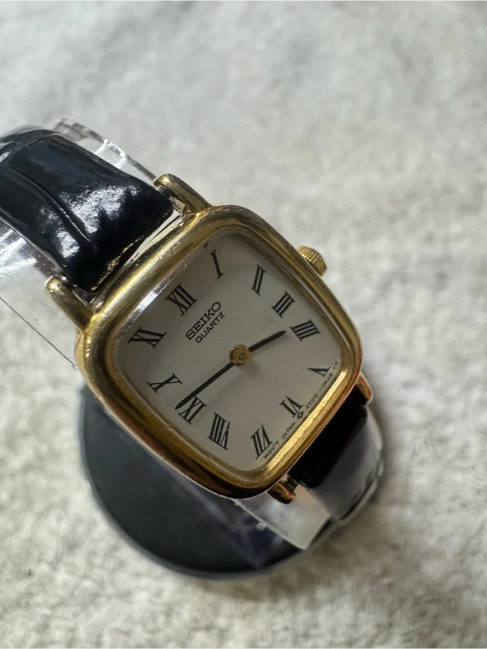 Seiko elegant wristwatch
